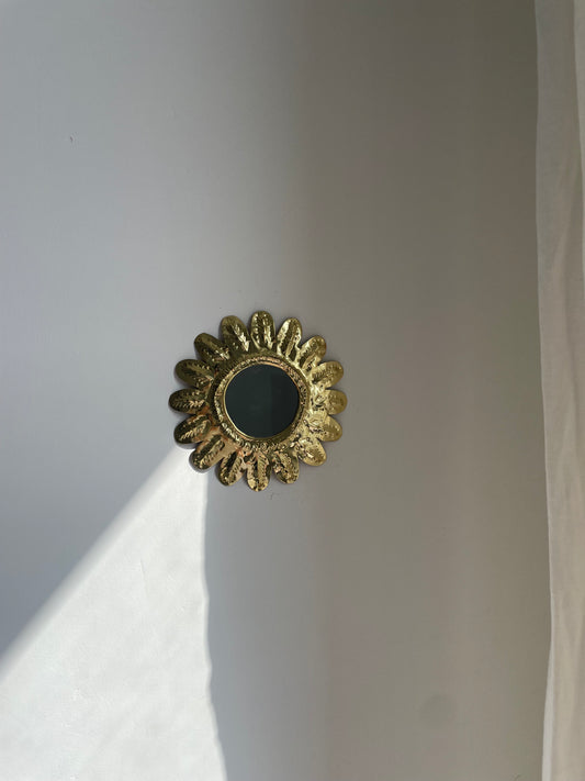 ORÉE Mini miroir ex-voto soleil en laiton doré